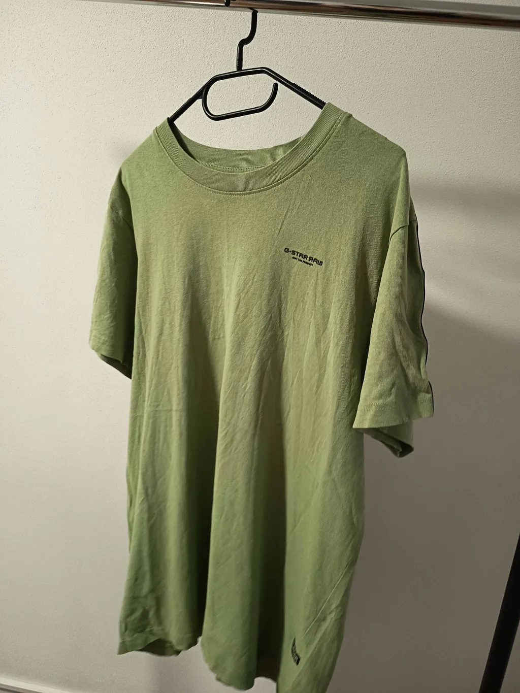 Cotton T-shirt: the original phone photo